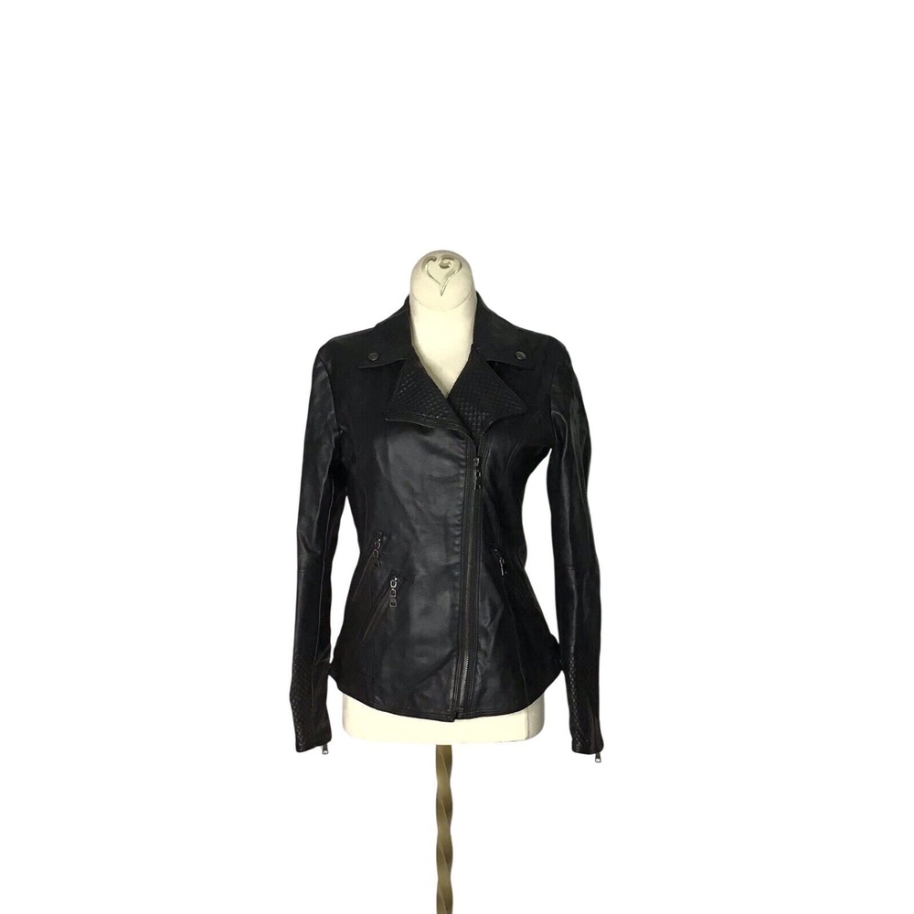 Carmin Form Fitting Women's Quilted Faux Leather Moto Jacket‎ Size Medium Black